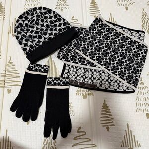 NWT Coach Black and White Patterned Hat, Scarf, and Gloves Set